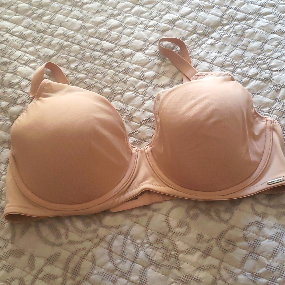 Vanity fair nude mesh cooling cup 38c bra